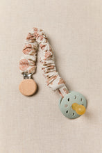 Cargar imagen en el visor de la galería, Chupetero Toscana