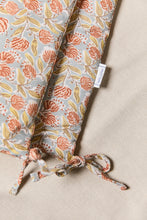 Cargar imagen en el visor de la galería, Chichonera Capri