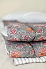 Charger l'image dans la galerie, Couverture rampante Toronto