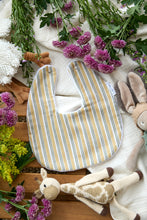 Charger l'image dans la galerie, Bavoir Vancouver