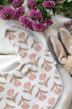 Charger l'image dans la galerie, Bavoir Vancouver