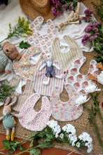 Charger l'image dans la galerie, Bavoir Vancouver