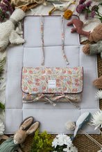 Cargar imagen en el visor de la galería, Cambiador Capri