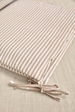 Cargar imagen en el visor de la galería, Chichonera Rayas Beige