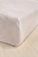 Cargar imagen en el visor de la galería, Sábana bajera bambula gris